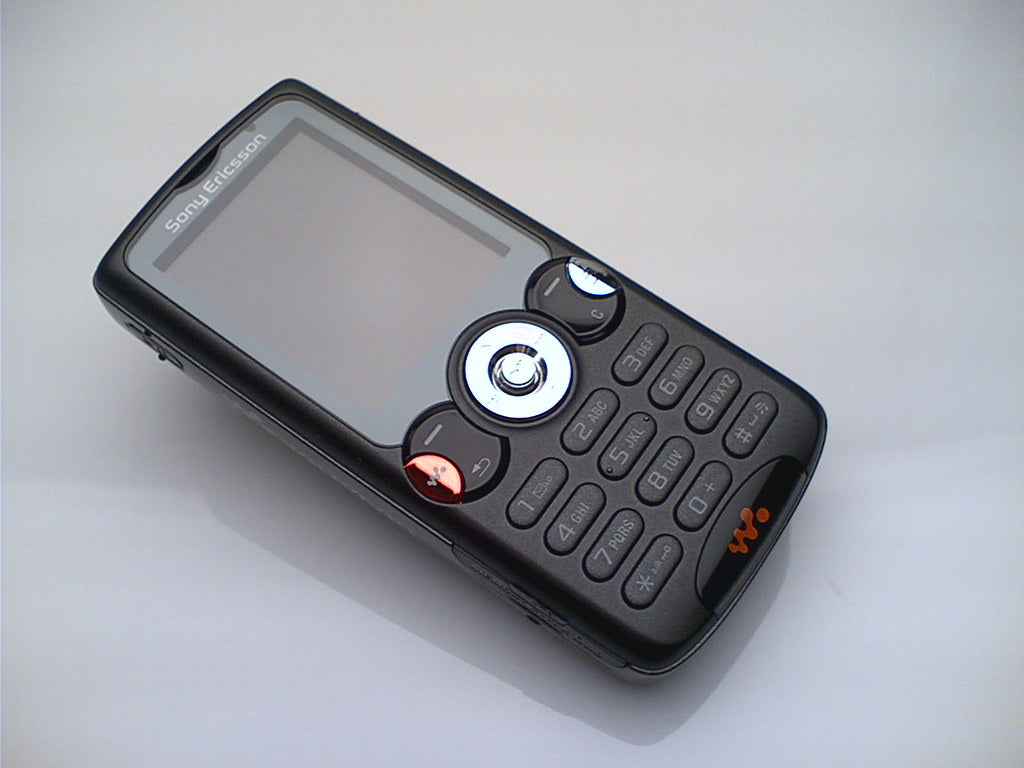 Sony Ericsson W810
