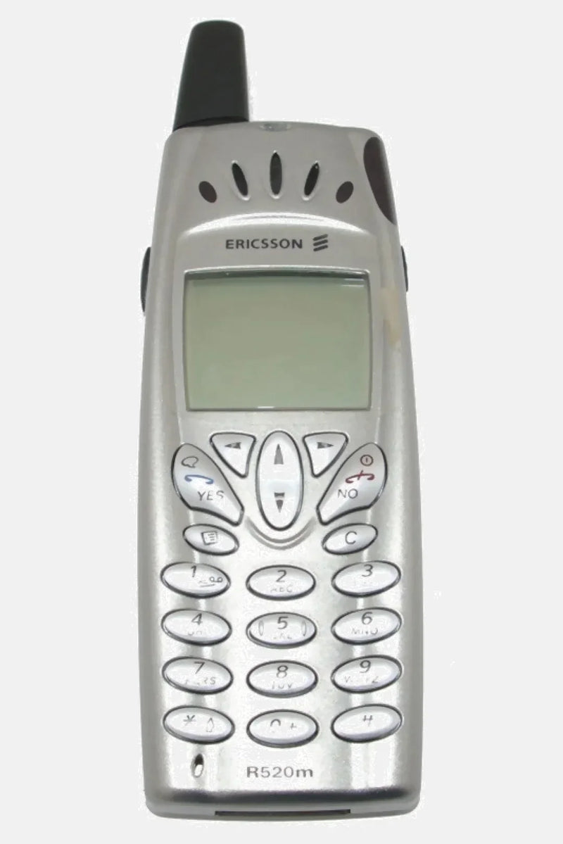 Ericsson R520 Vintage Mobile