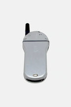 Motorola v70 Red Vintage Mobile
